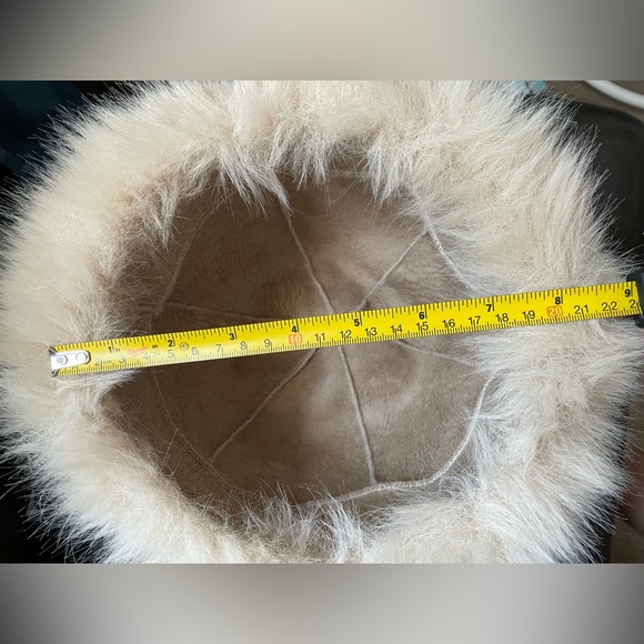 Elegant very warm women’s hat One size - Picture 5 of 6